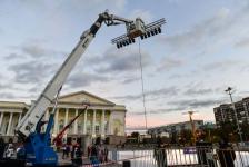 Тюменцы выстроились в большой шар на съемках финала комедии "Елки"