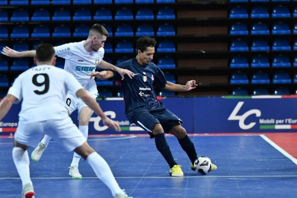 МФК "Тюмень" с минимальным счетом уступил футболистам из Чехии