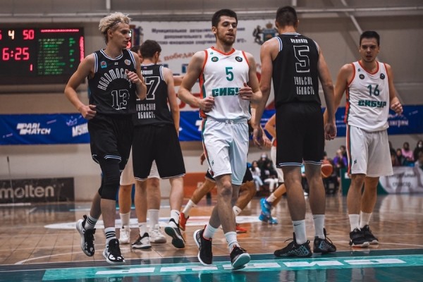 Тобольские баскетболисты потерпели поражение от БК "Новомосковск"