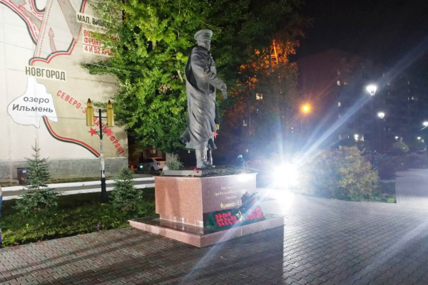 
Инициативное бюджетирование: подсветка памятника Федюнинскому
