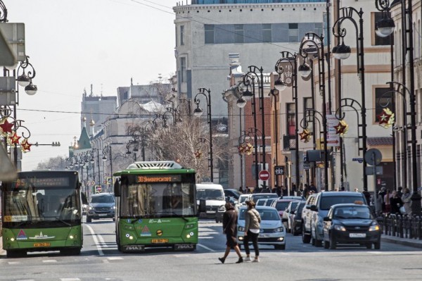 Для малого и среднего бизнеса предлагается применить налоговую ставку в размере 2% Для малого и среднего бизнеса предлагается применить налоговую ставку в размере 2%