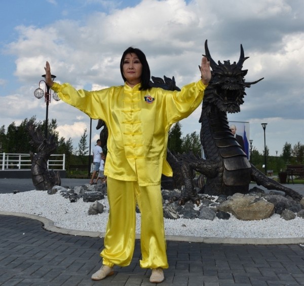 В тюменском сквере Депутатов по пятницам будут проходить занятия по цигун