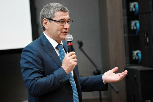 Мугаммир Галиуллин покинул пост директора департамента ЖКХ Тюменской области Мугаммир Галиуллин покинул пост директора департамента ЖКХ Тюменской области