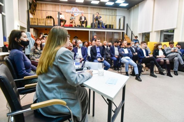 В Тюменской области будут развивать государственно-частное партнерство в IT-сфере В Тюменской области будут развивать государственно-частное партнерство в IT-сфере