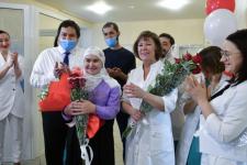 Тюменские врачи сто дней боролись за жизнь молодой матери, у которой отказали легкие и остановилось сердце из-за COVID-19