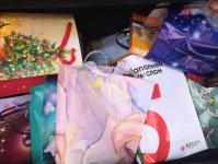 В Тюмени врачи "красной зоны" инфекционной больницы получили подарки от волонтеров 