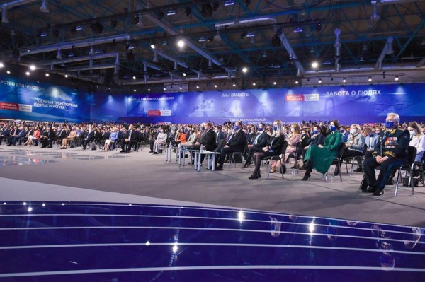 Утверждены новые составы генерального и высшего советов  "Единой России"