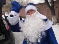 В Тюмени врачи "красной зоны" инфекционной больницы получили подарки от волонтеров 