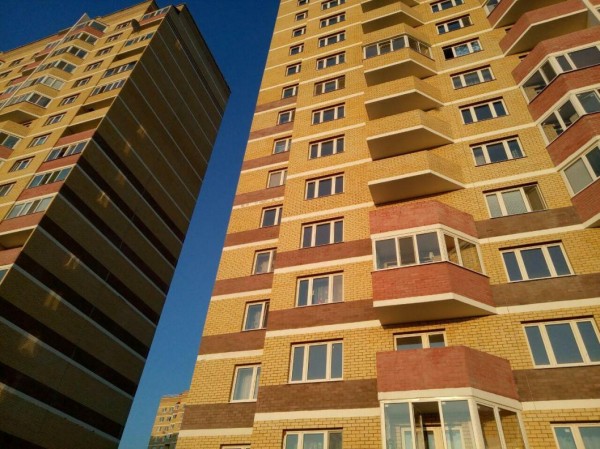 В Тюмени в 2021 году отремонтировали 105 крыш, 11 фасадов домов, заменили 114 лифтов