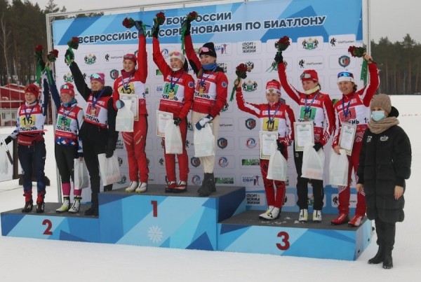 Тюменские биатлонистки завоевали три награды на домашнем этапе Кубке России Тюменские биатлонистки завоевали три награды на домашнем этапе Кубке России