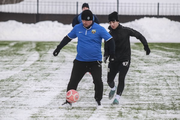 Футболист "Тюмени" забил гол в свой день рождения Футболист "Тюмени" забил гол в свой день рождения