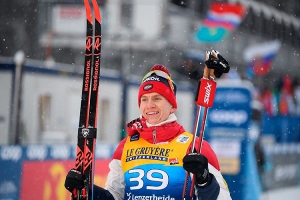 Александр Большунов и Татьяна Сорина стали призерами масс-старта "Тур де Ски"