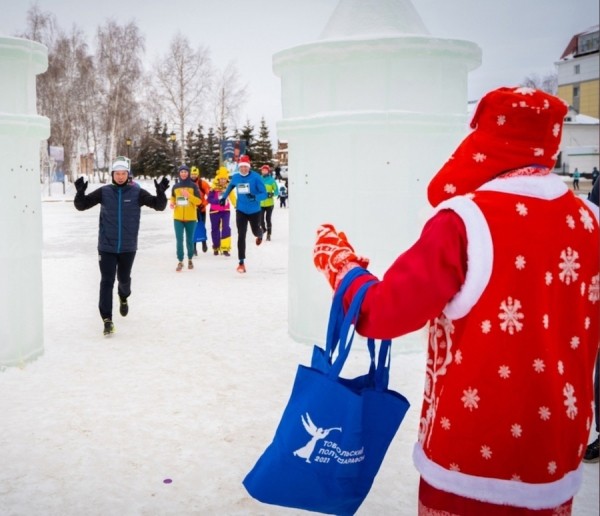 Тобольский Дед Мороз раздаст подарки участникам забега в "Затюменском" 