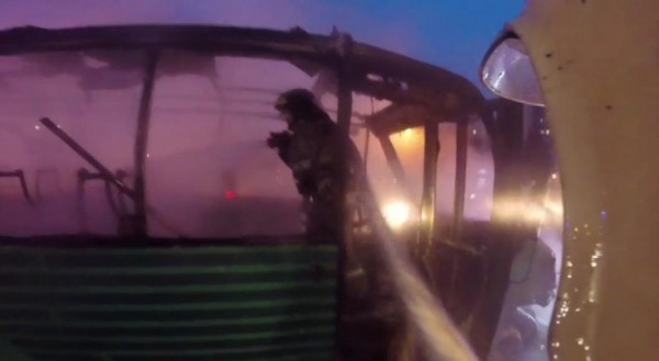 Тюменский огнеборец показывает тушение пожаров от первого лица