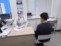 В Тюмени школьники с симптомами ОРВИ обращаются за помощью в медпункты-фильтры