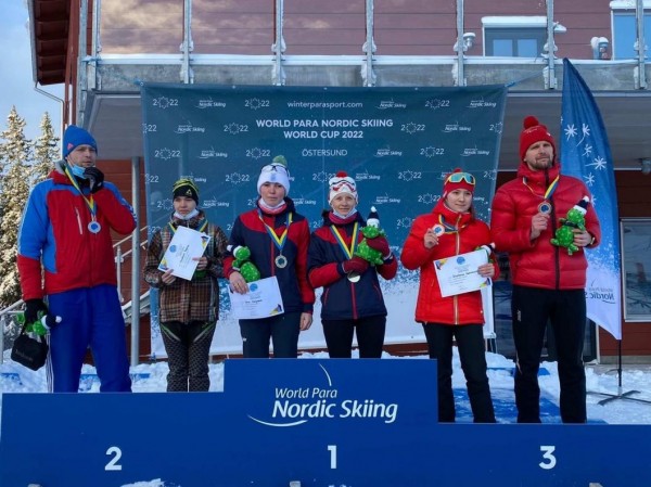 Тюменская биатлонистка Вера Хлызова завоевала золото на этапе Кубка мира по спорту слепых Тюменская биатлонистка Вера Хлызова завоевала золото на этапе Кубка мира по спорту слепых