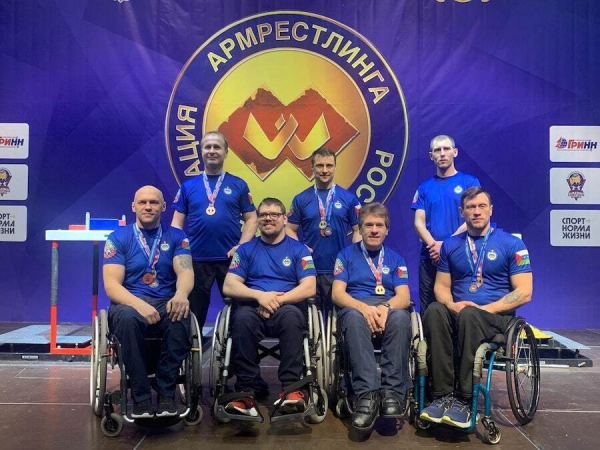 Тюменские спортсмены отличились на чемпионате России по пара-армрестлингу
