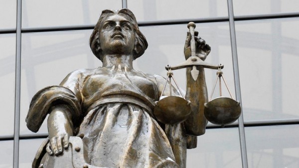 За долги по алиментам жительница Тюменской области отправилась на исправительные работы