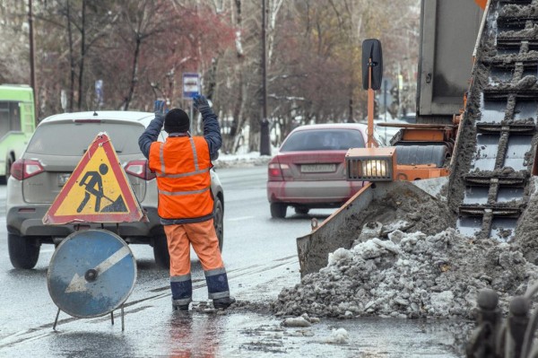 В Тюмени за зиму вывезли 2,5 миллиона кубометров снега 
