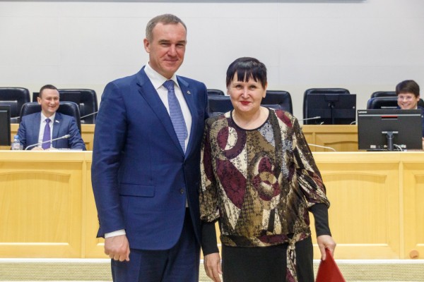 
Есть такая работа &ndash; поднимать настроение людям
