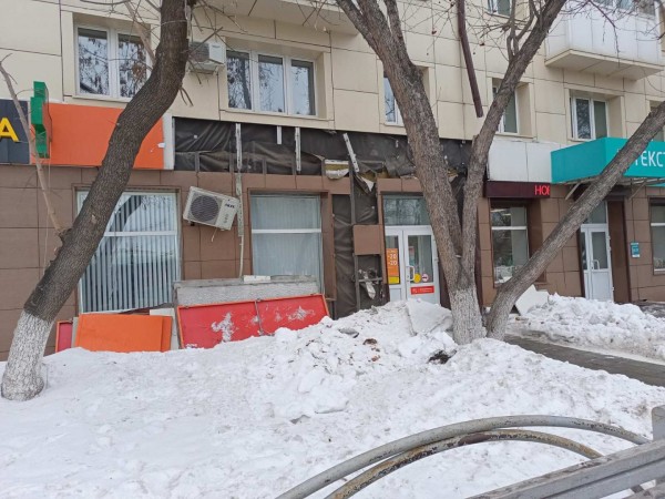 
Организации, работающие в жилых зданиях, ответственны за состояние их кровли!
