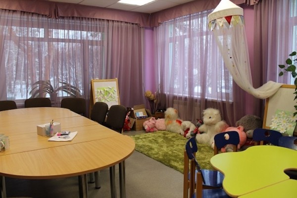 Тюменский центр "Семья" помогает несовершеннолетним беременным