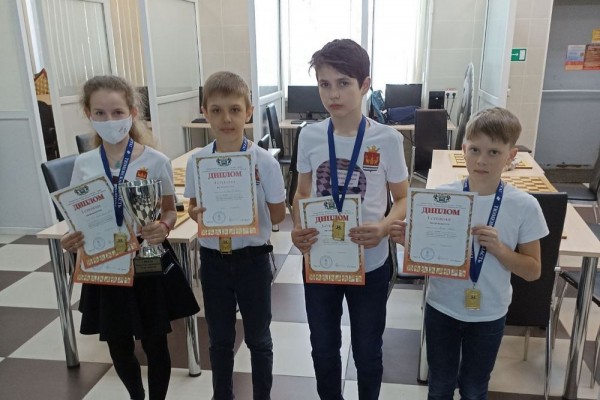 Спортсмены из червишевской школы поедут на всероссийский финал по шашкам