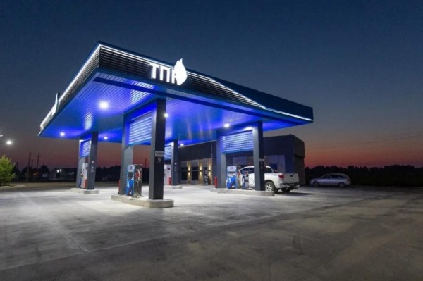 В Тюменской области инвесторы построят семь автомобильных газонаполнительных станций, гостиницу, детский центр В Тюменской области инвесторы построят семь автомобильных газонаполнительных станций, гостиницу, детский центр