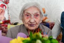 В честь 105-летнего ветерана Александры Чебаненко в Тюмени провели специальный парад