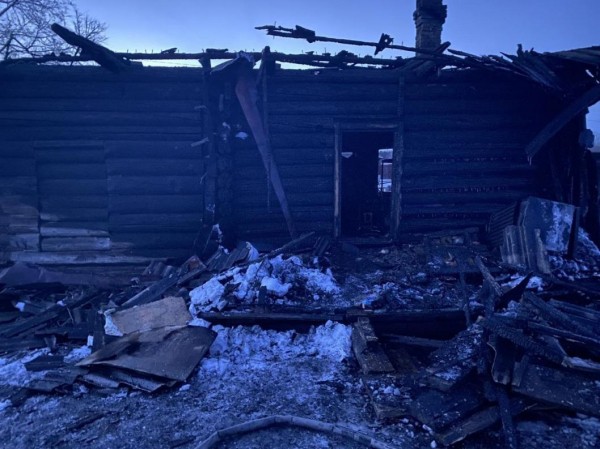 Обстоятельства гибели женщины и маленького ребенка выясняют в Тюменской области