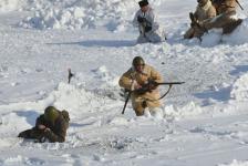 Военно-историческая реконструкция прошла на набережной в Тюмени