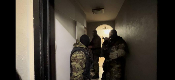 В Тюменской области экс-начальника колонии подозревают в получении взятки