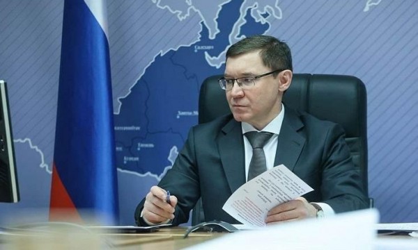  Якушев поручил продолжить контроль за ценами и ситуацией на рынке труда