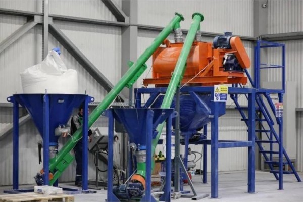 В условиях санкций тюменская компания "ИнТех" переходит на отечественное сырье