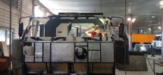 Тобольское предприятие по выпуску снегоболотоходов "Хищник" начало применять двигатели из Белоруссии