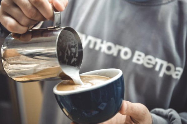 Тюменские бариста начали производить собственное растительное молоко