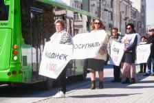 Волонтеры "Бессмертного полка" напомнили тюменцам  о людях, прошедших фашистские концлагеря