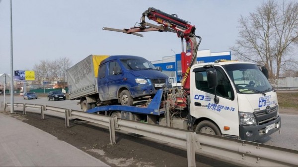 В Тюмени мигрант без прав хотел откупиться от инспекторов ДПС 