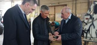 Тобольское предприятие по выпуску снегоболотоходов "Хищник" начало применять двигатели из Белоруссии