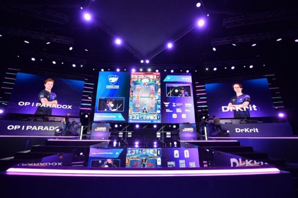 Тюменская медиакомпания "Сибинформбюро" организовала трансляции чемпионата России по киберспорту в Белгороде