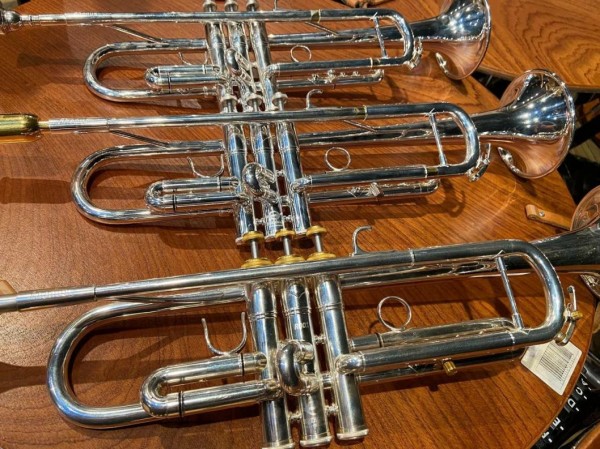 Мастера из Питера изготовили для тюменского филармонического оркестра новые трубы 