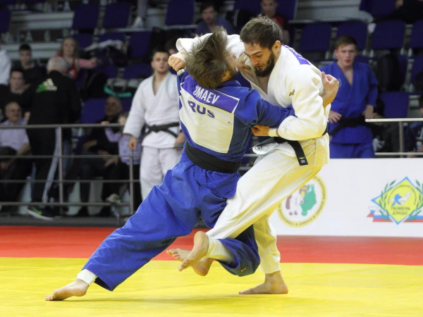 Тюменские дзюдоисты завоевали семь наград всероссийских соревнований