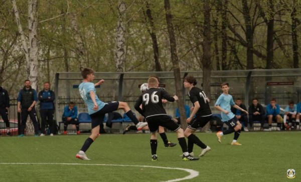 ФК "Тюмень" обыграл самарские "Крылья Советов" в юношеском первенстве России 