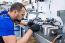 Тюменский "НеоМаш" осваивает производство научных приборов, которые не выпускают в России