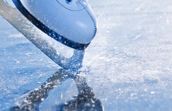 Первый крытый ледовый корт строят в Тобольском районе