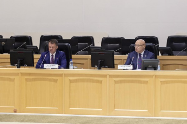 Депутаты Тюменской городской думы познакомились с работой коллег из Перми Депутаты Тюменской городской думы познакомились с работой коллег из Перми