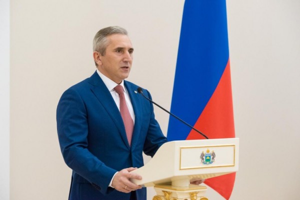 Александр Моор вручил  тюменцам государственные и региональные награды 