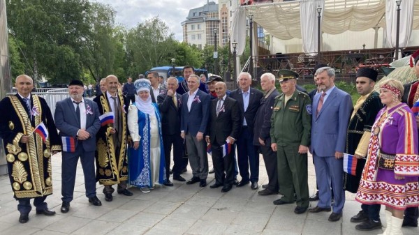 Александр Моор: "Мост дружбы" - праздник для нашей большой, дружной, многонациональной семьи