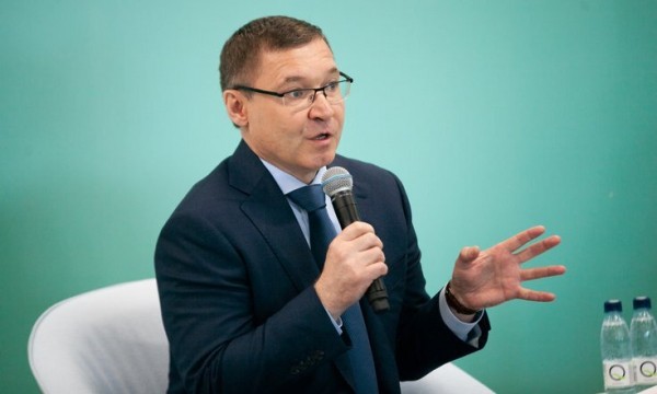 Владимир Якушев: у многих компаний сегодня появилось "окно возможностей"