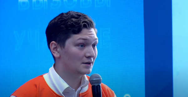 Президент РФ поддержал предложение студента Тюменского медуниверситета о введении термина "медицинские роботы" Президент РФ поддержал предложение студента Тюменского медуниверситета о введении термина "медицинские роботы"